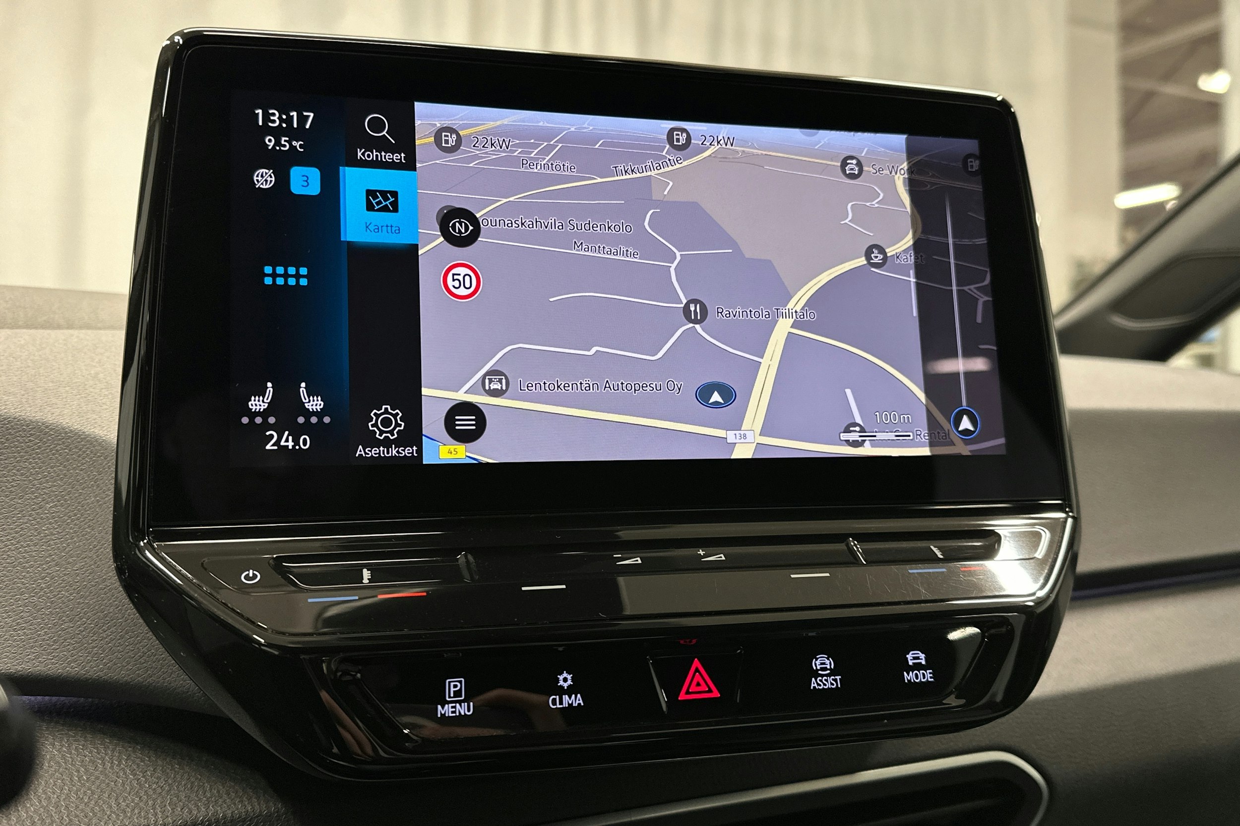 valkoinen Volkswagen ID.3 2022 kuva 20.