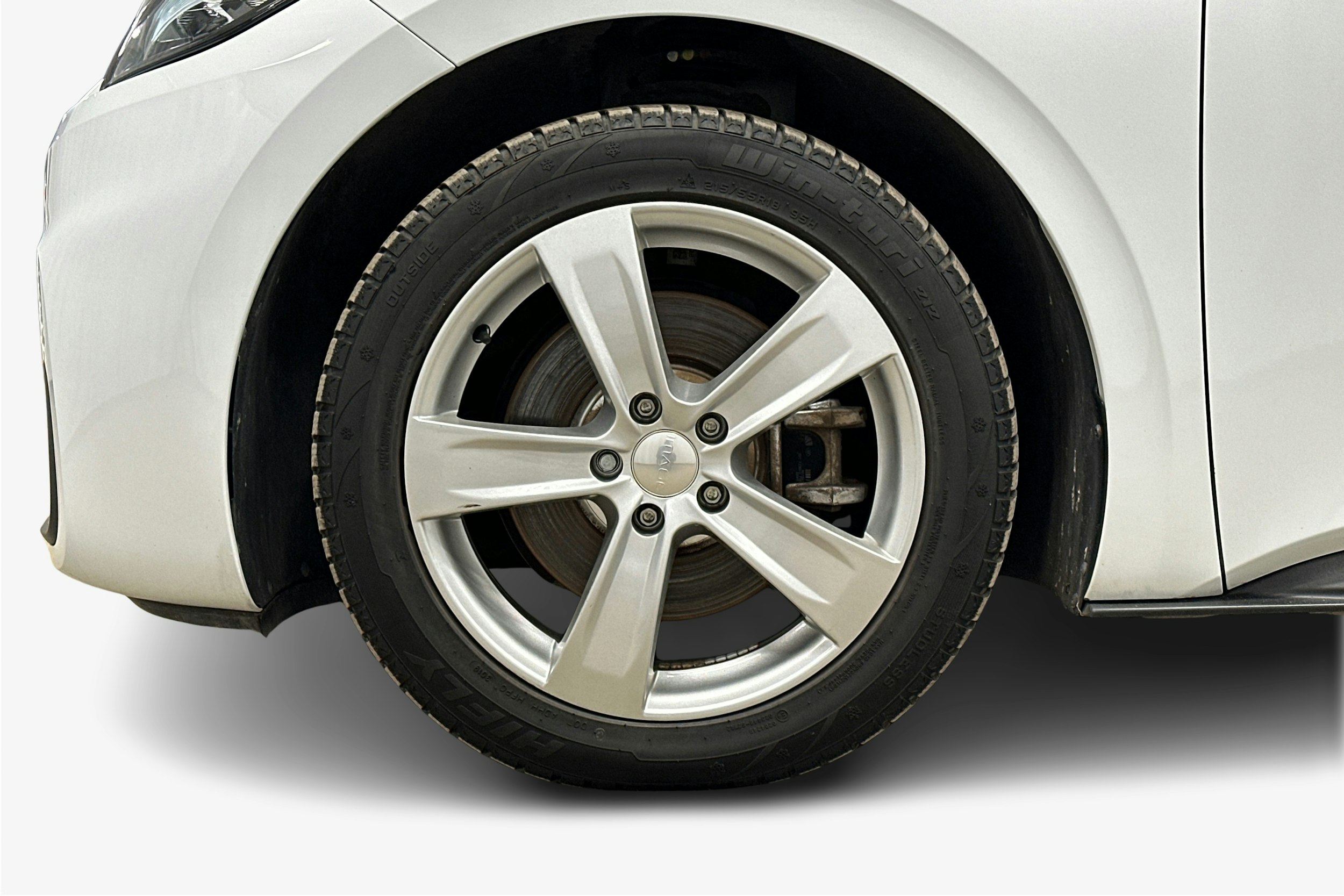 valkoinen Volkswagen ID.3 2022 kuva 9.