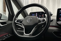 valkoinen Volkswagen ID.3 2022 kuva 13.