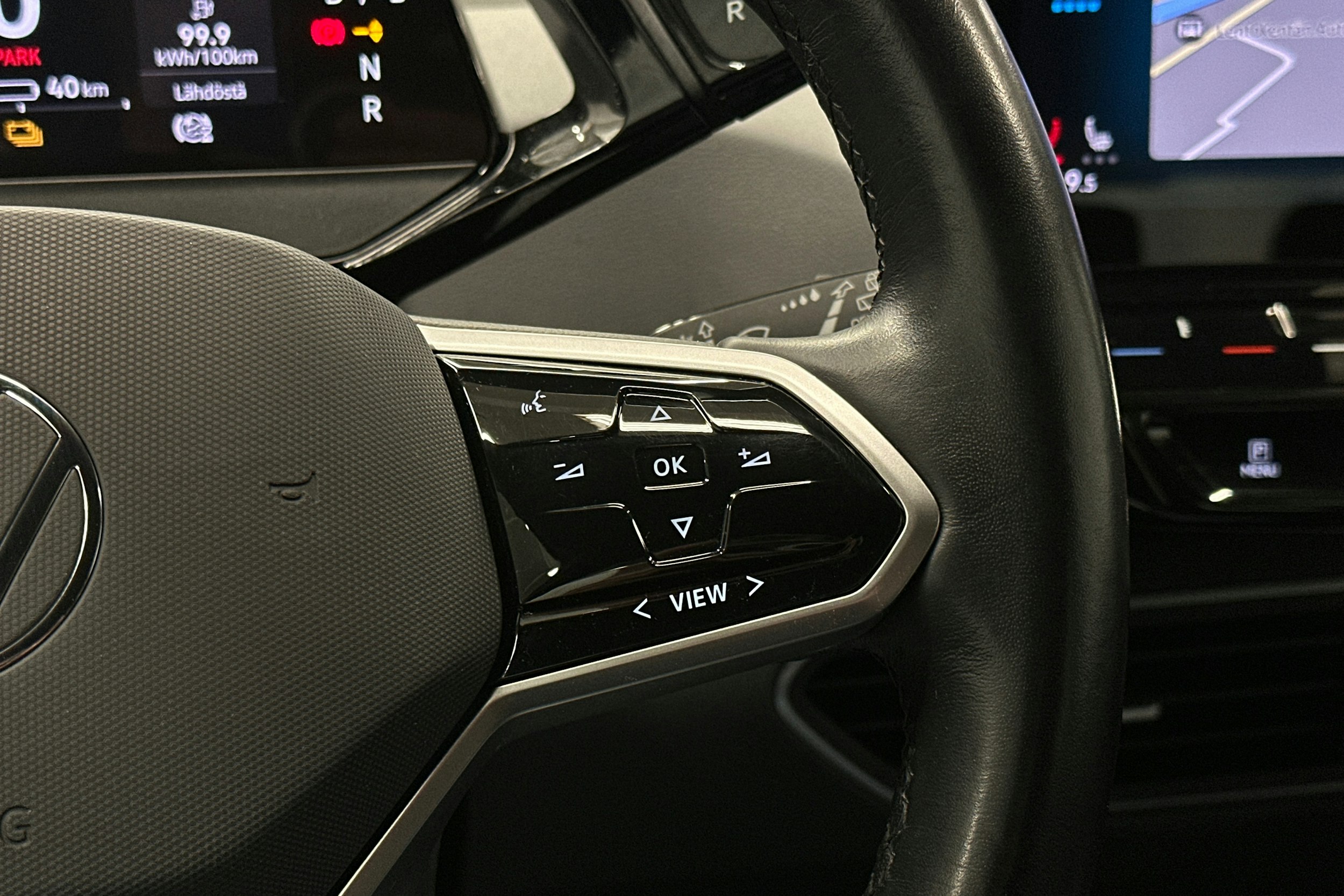 valkoinen Volkswagen ID.3 2022 kuva 15.