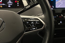 valkoinen Volkswagen ID.3 2022 kuva 15.