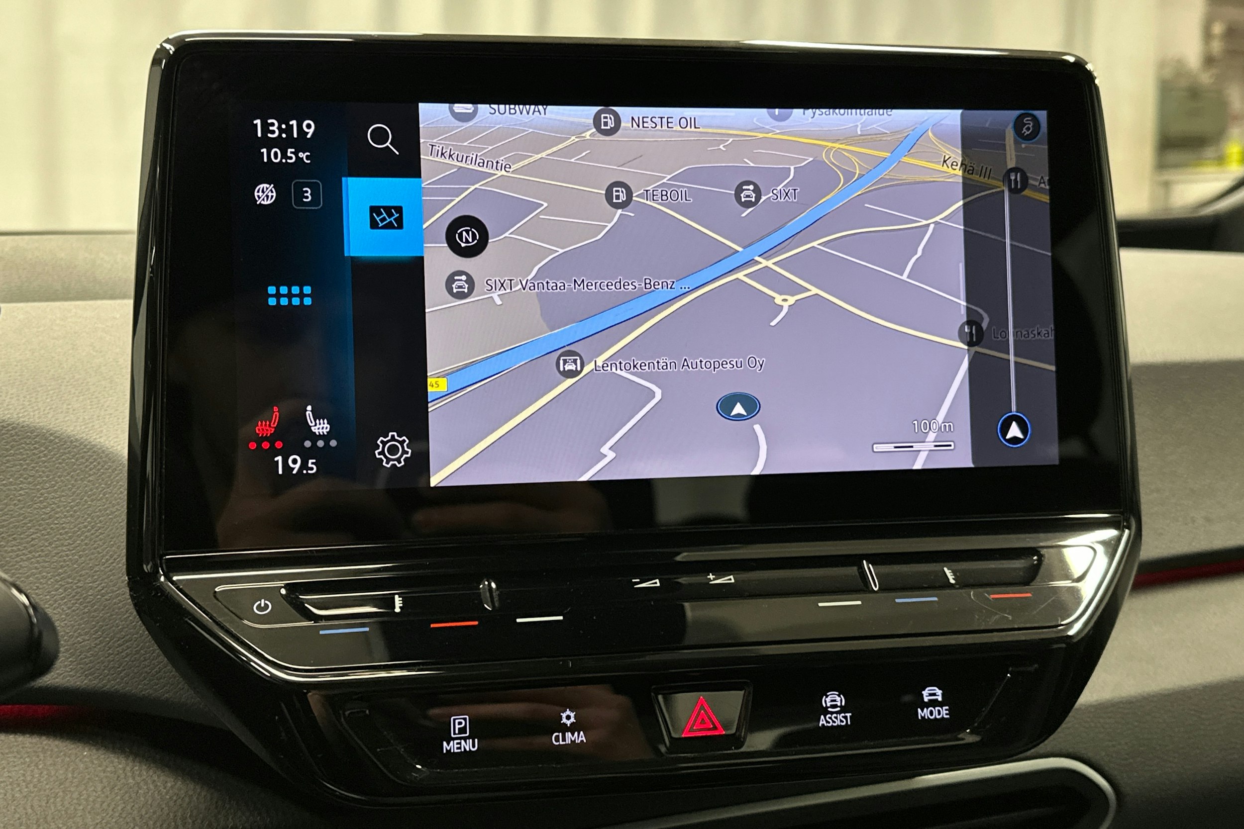 valkoinen Volkswagen ID.3 2022 kuva 17.