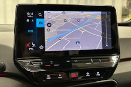 valkoinen Volkswagen ID.3 2022 kuva 17.