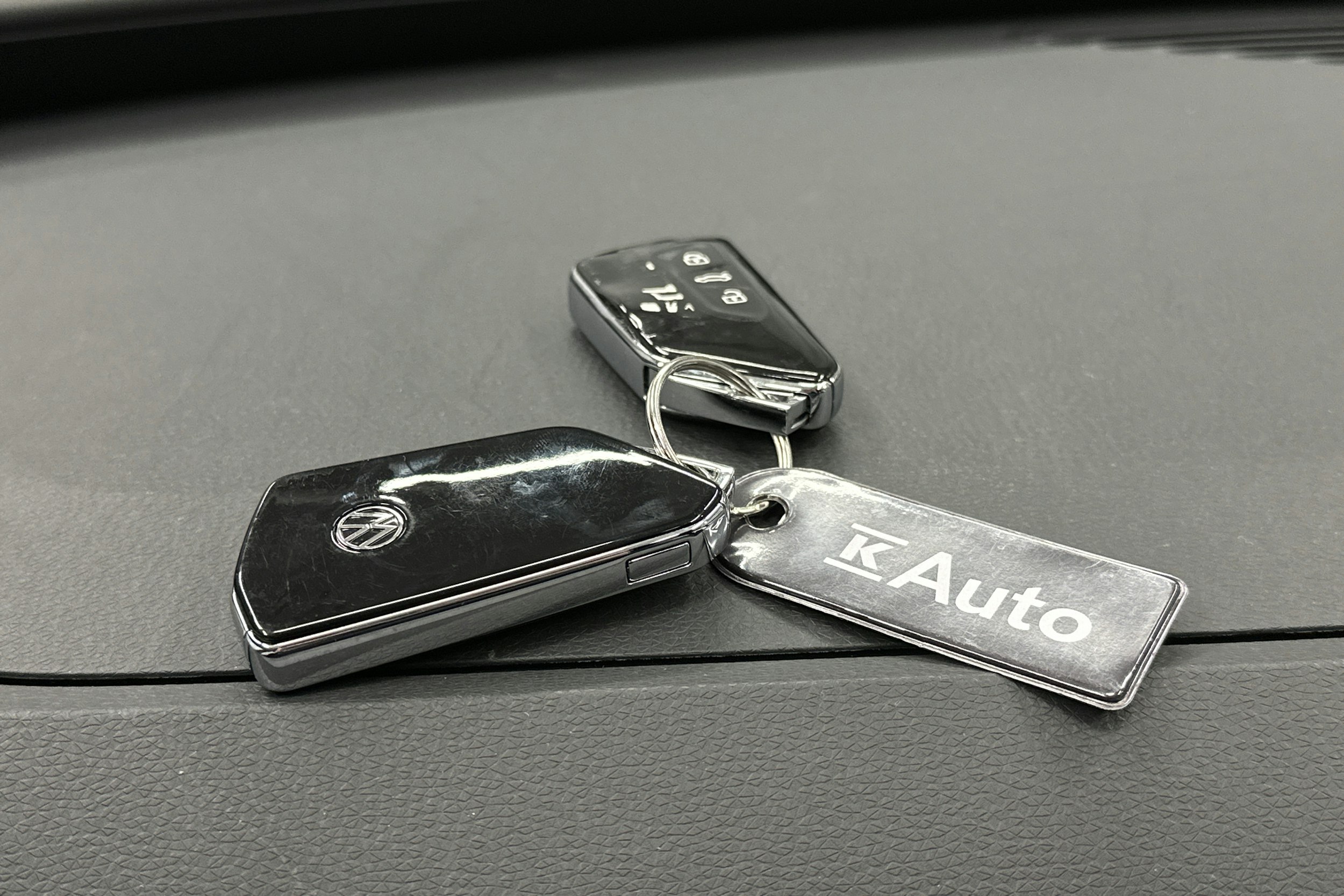 valkoinen Volkswagen ID.3 2022 kuva 24.