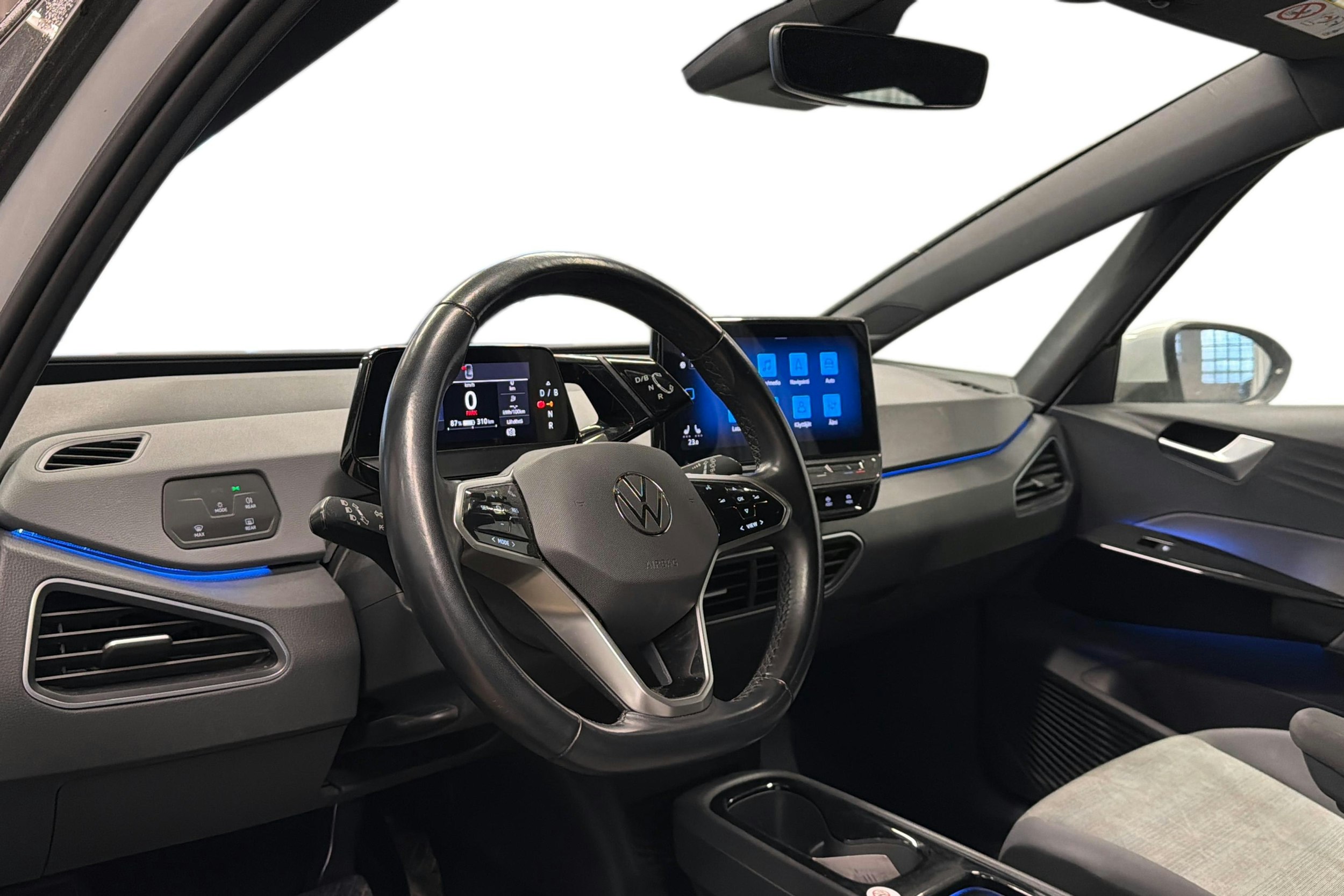 valkoinen Volkswagen ID.3 2022 kuva 3.