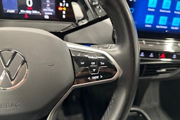 valkoinen Volkswagen ID.3 2022 kuva 15.