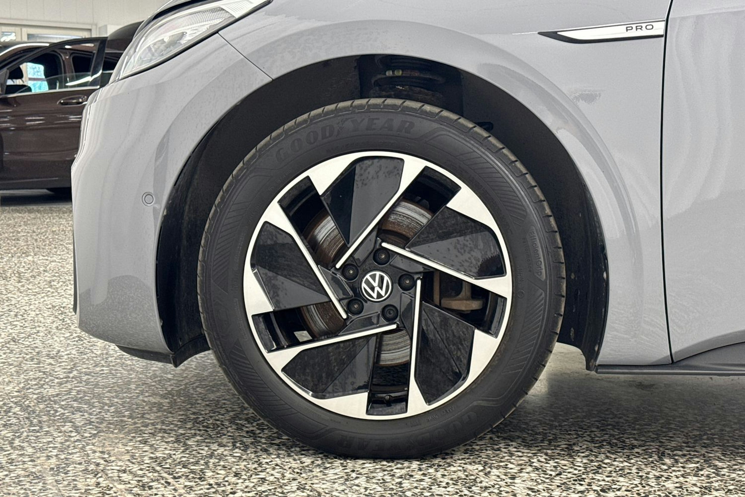 harmaa Volkswagen ID.3 2022 kuva 40.