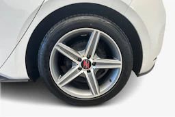 valkoinen Volkswagen ID.3 2022 kuva 9.