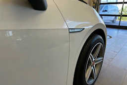 valkoinen Volkswagen ID.3 2022 kuva 29.