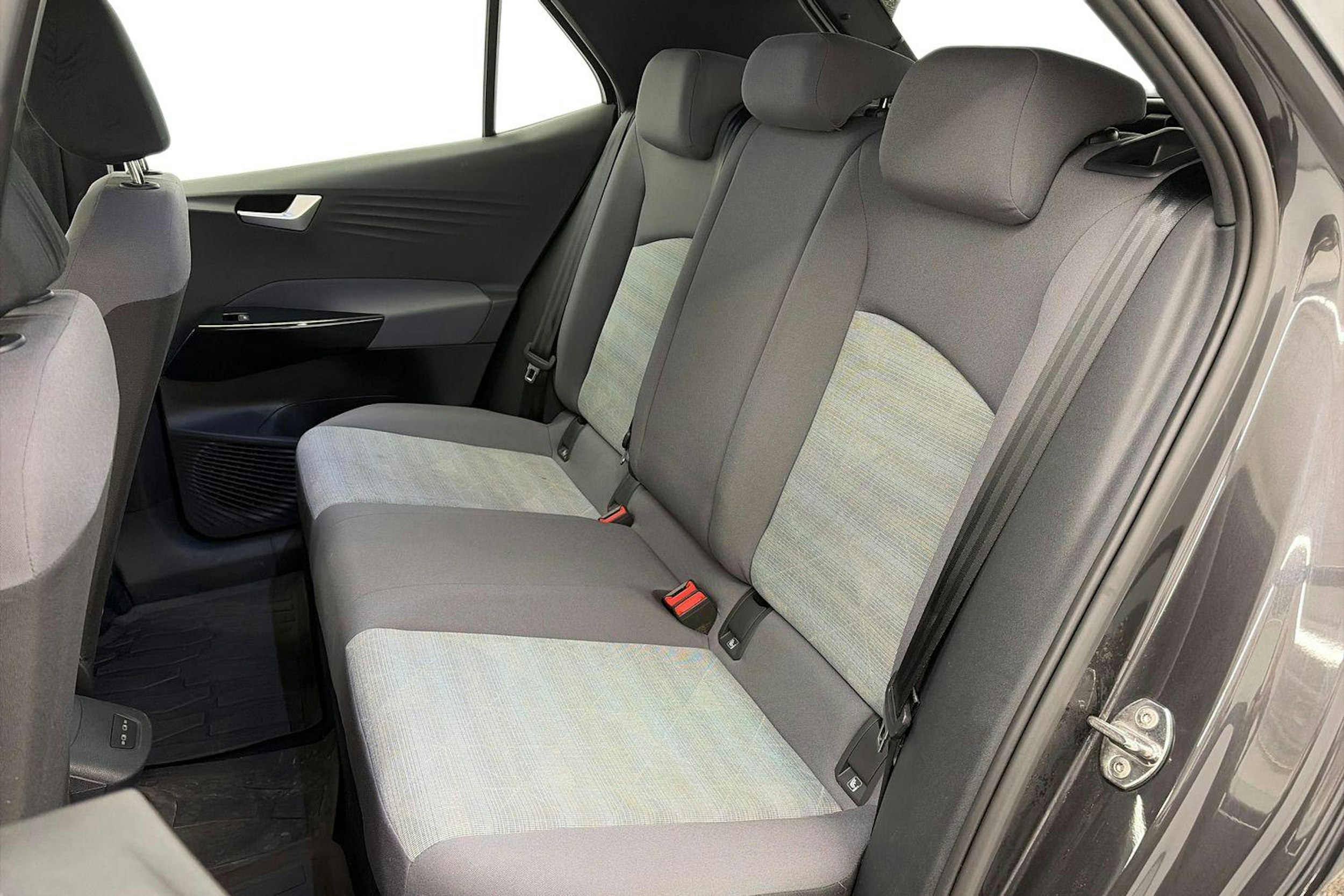 met. harmaa Volkswagen ID.3 2022 kuva 10.