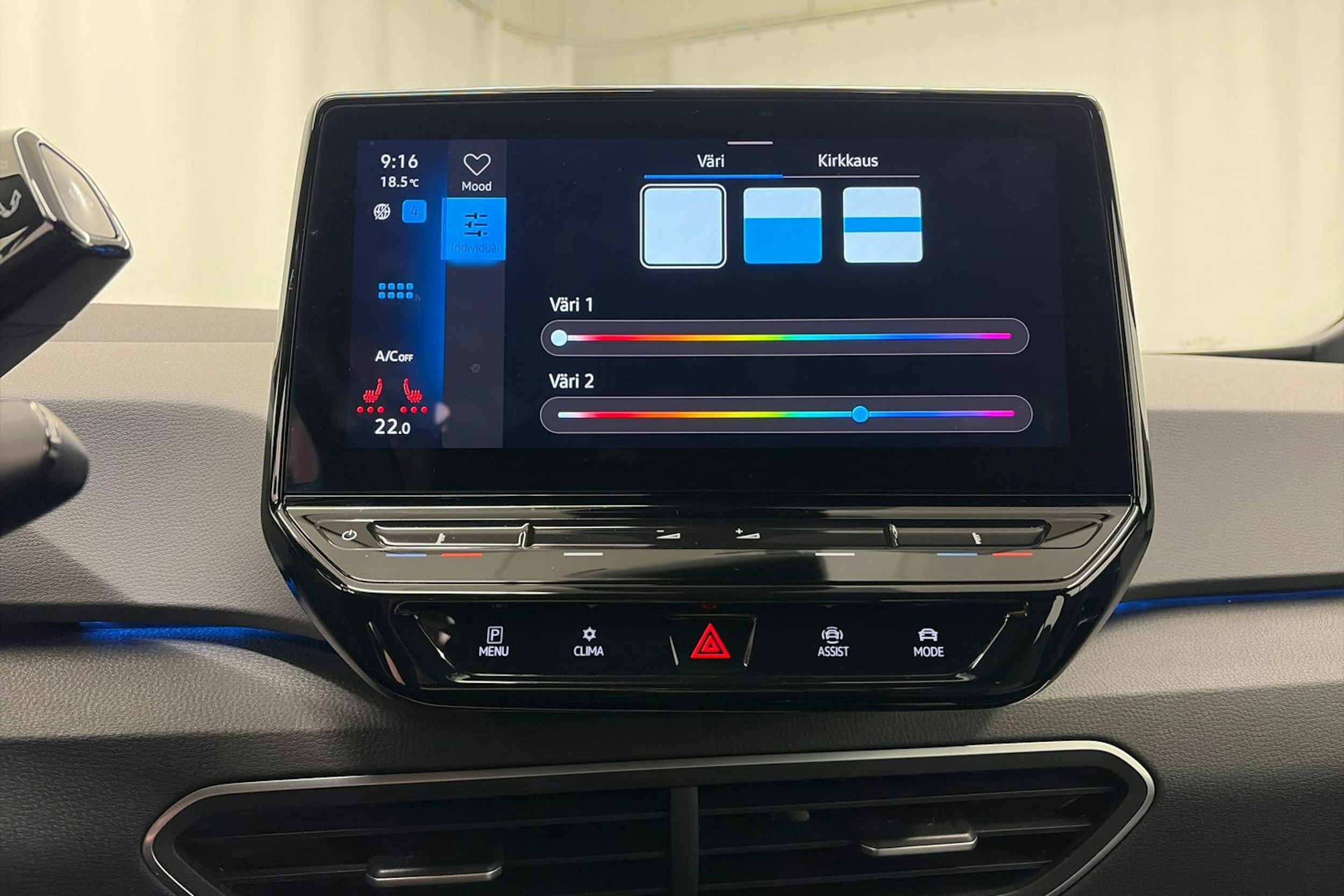 met. harmaa Volkswagen ID.3 2022 kuva 27.