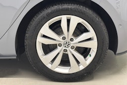 harmaa Volkswagen ID.3 2022 kuva 13.