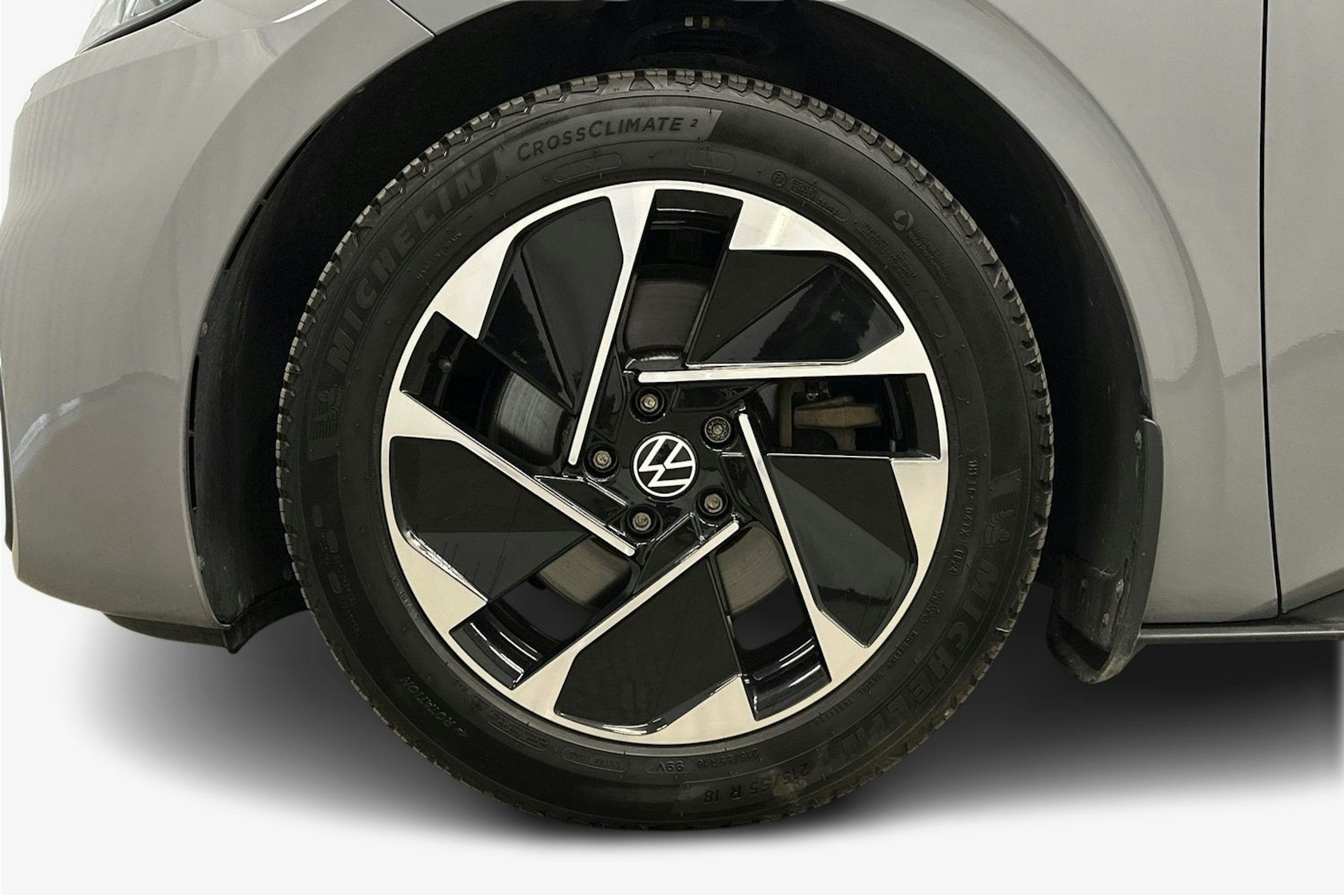 harmaa Volkswagen ID.3 2022 kuva 9.