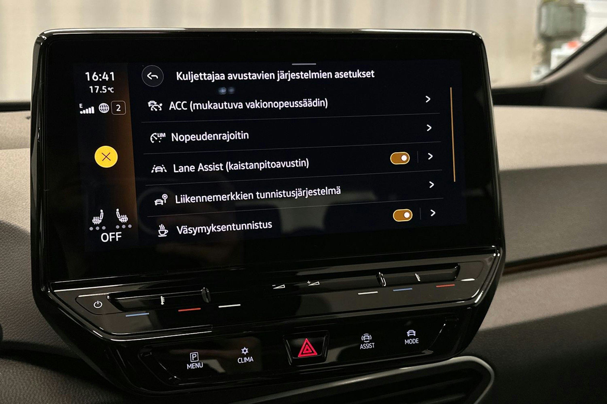 harmaa Volkswagen ID.3 2022 kuva 22.