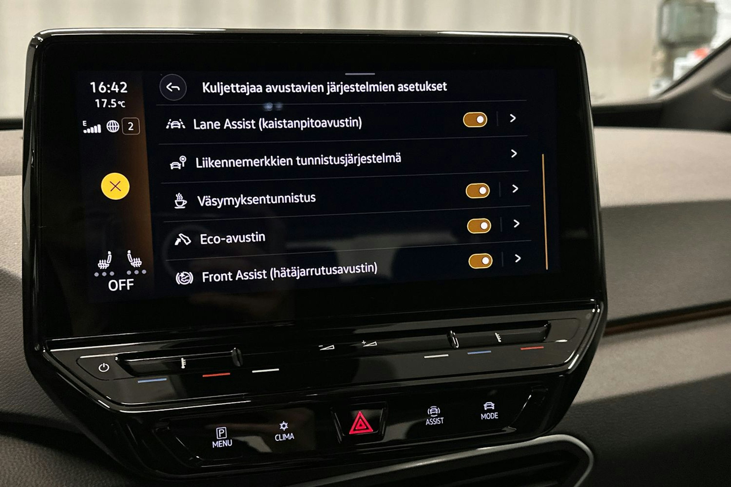harmaa Volkswagen ID.3 2022 kuva 23.