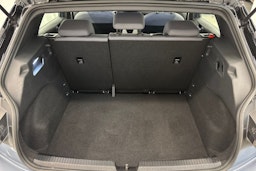 sininen Volkswagen ID.3 2022 kuva 15.