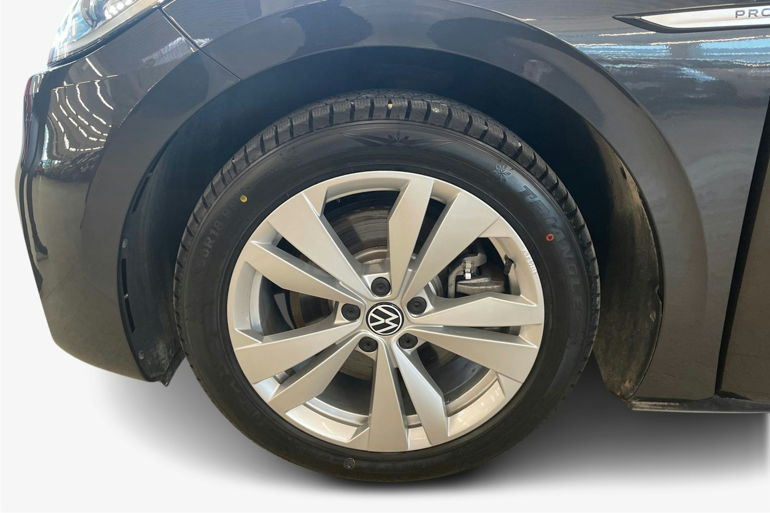 harmaa Volkswagen ID.3 2022 kuva 11.