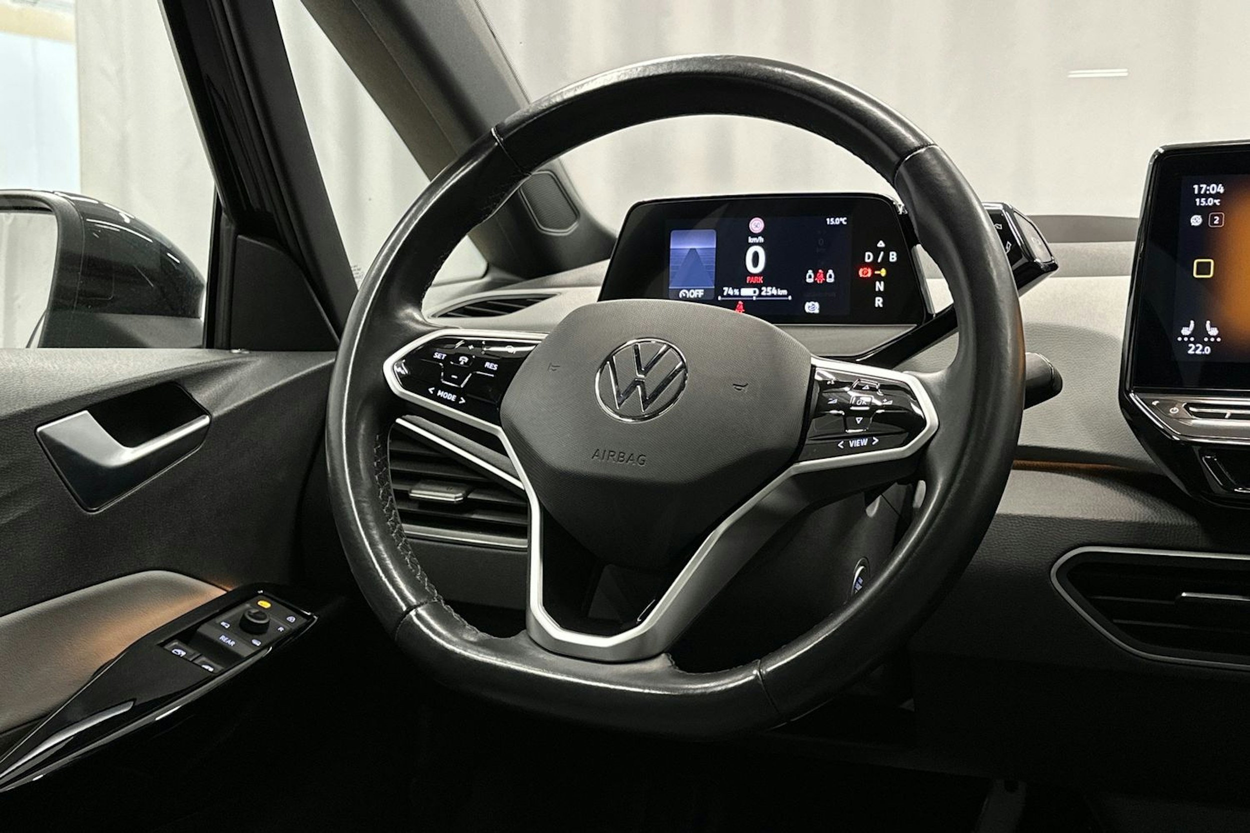 harmaa Volkswagen ID.3 2022 kuva 14.