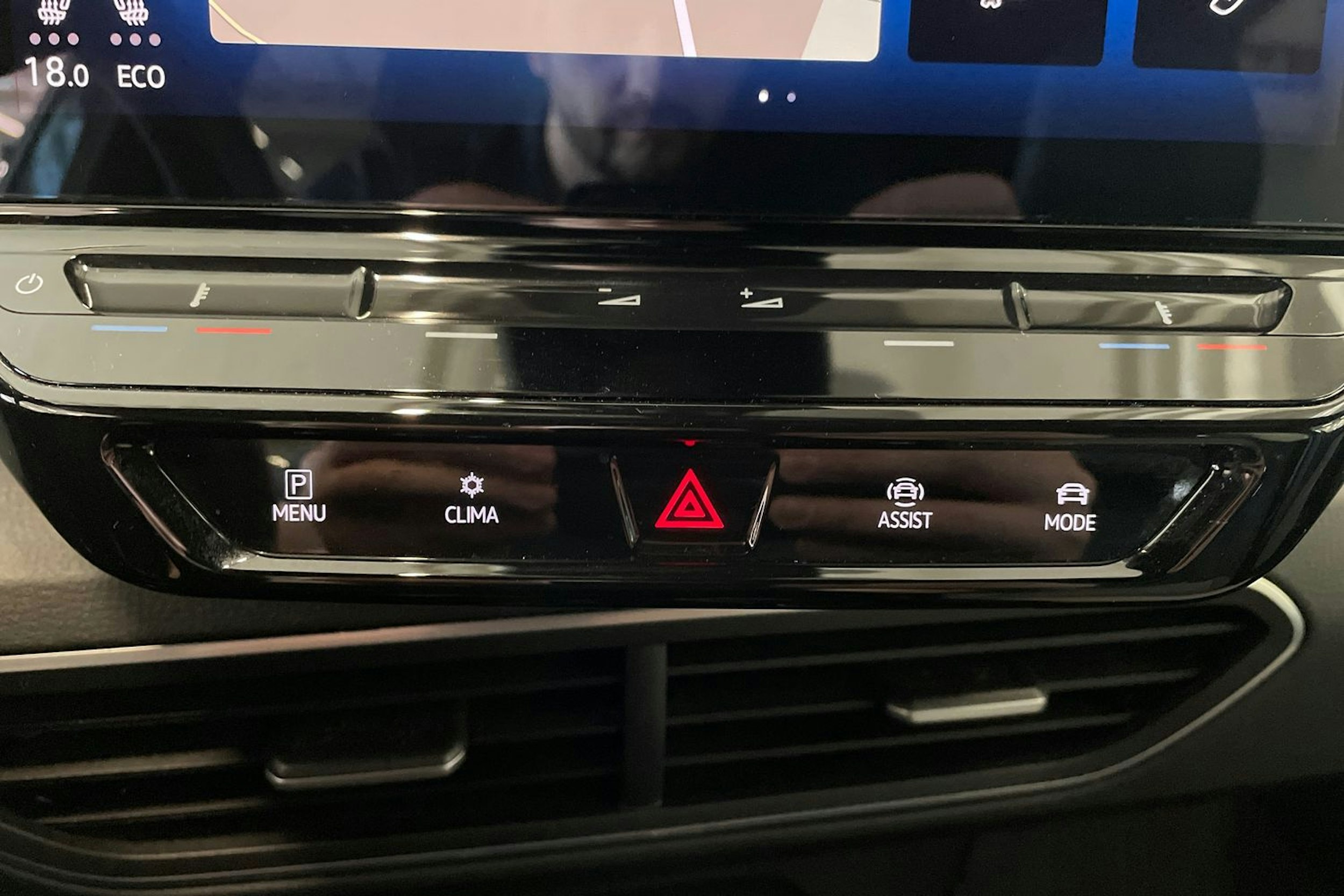 harmaa Volkswagen ID.3 2022 kuva 27.