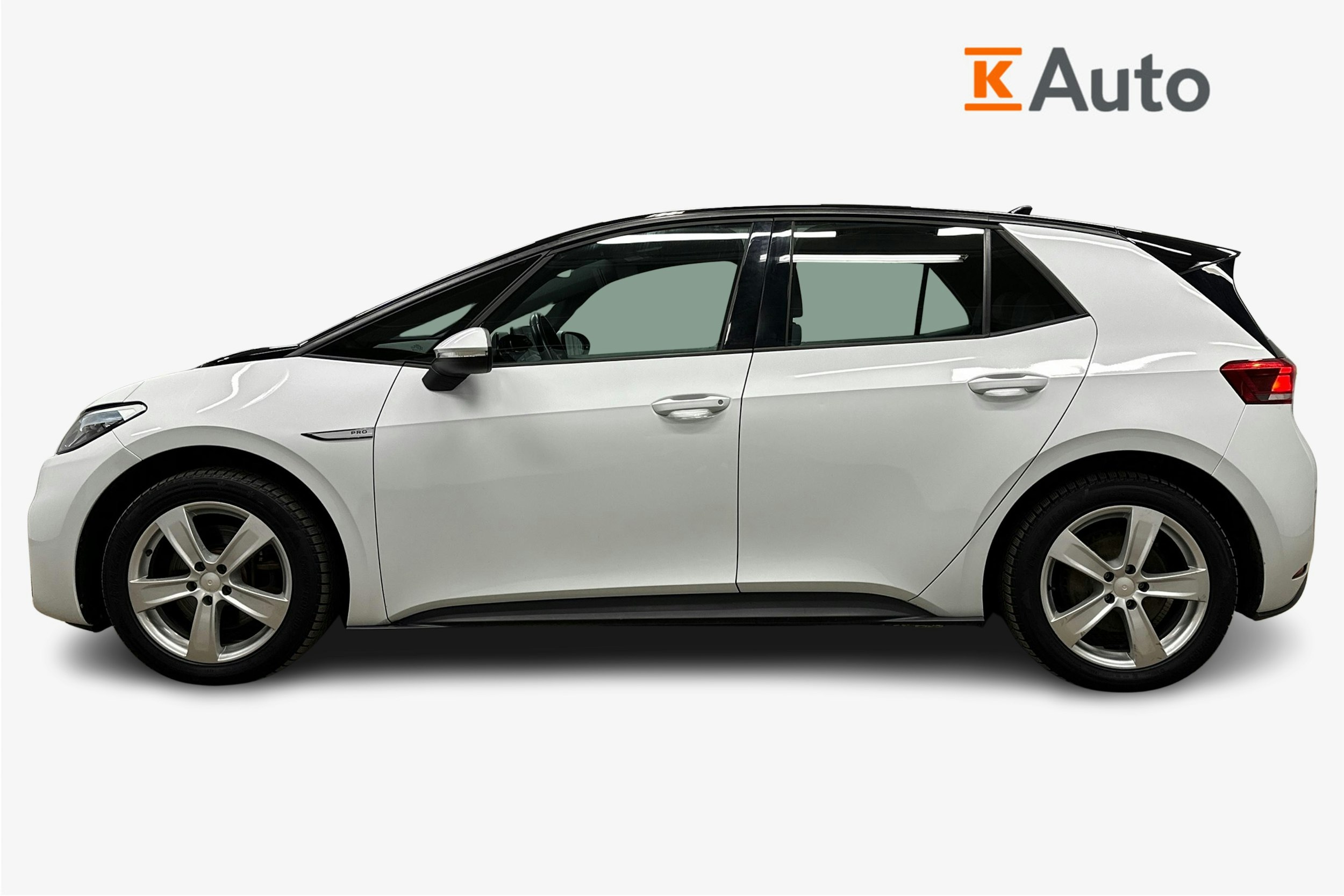 valkoinen Volkswagen ID.3 2022 kuva 6.