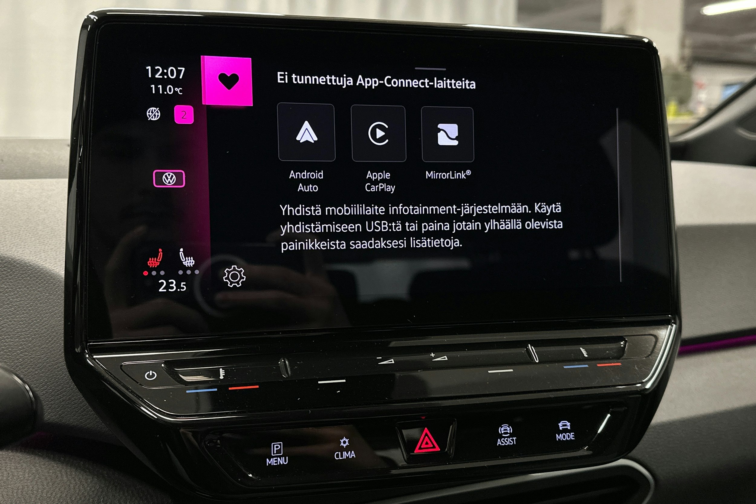 valkoinen Volkswagen ID.3 2022 kuva 21.