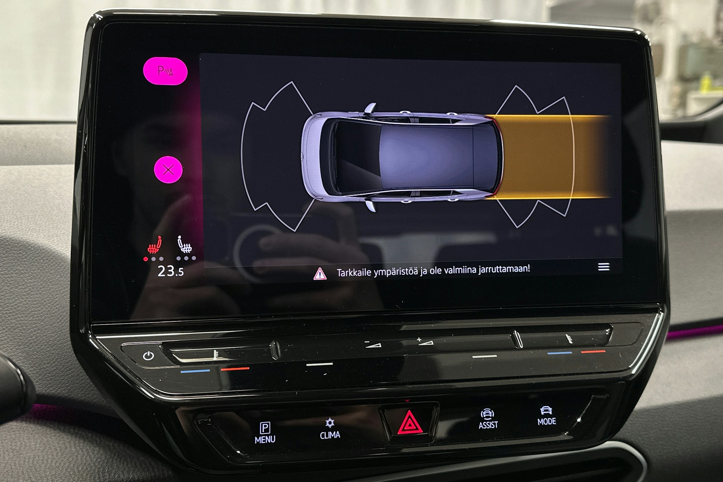 valkoinen Volkswagen ID.3 2022 kuva 26.