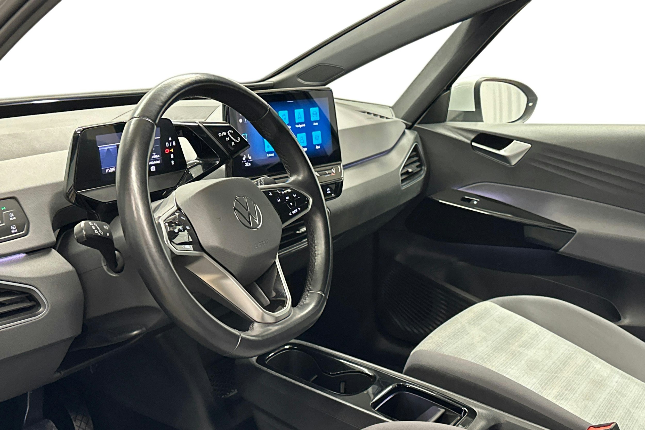 valkoinen Volkswagen ID.3 2022 kuva 7.