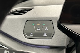 valkoinen Volkswagen ID.3 2022 kuva 18.