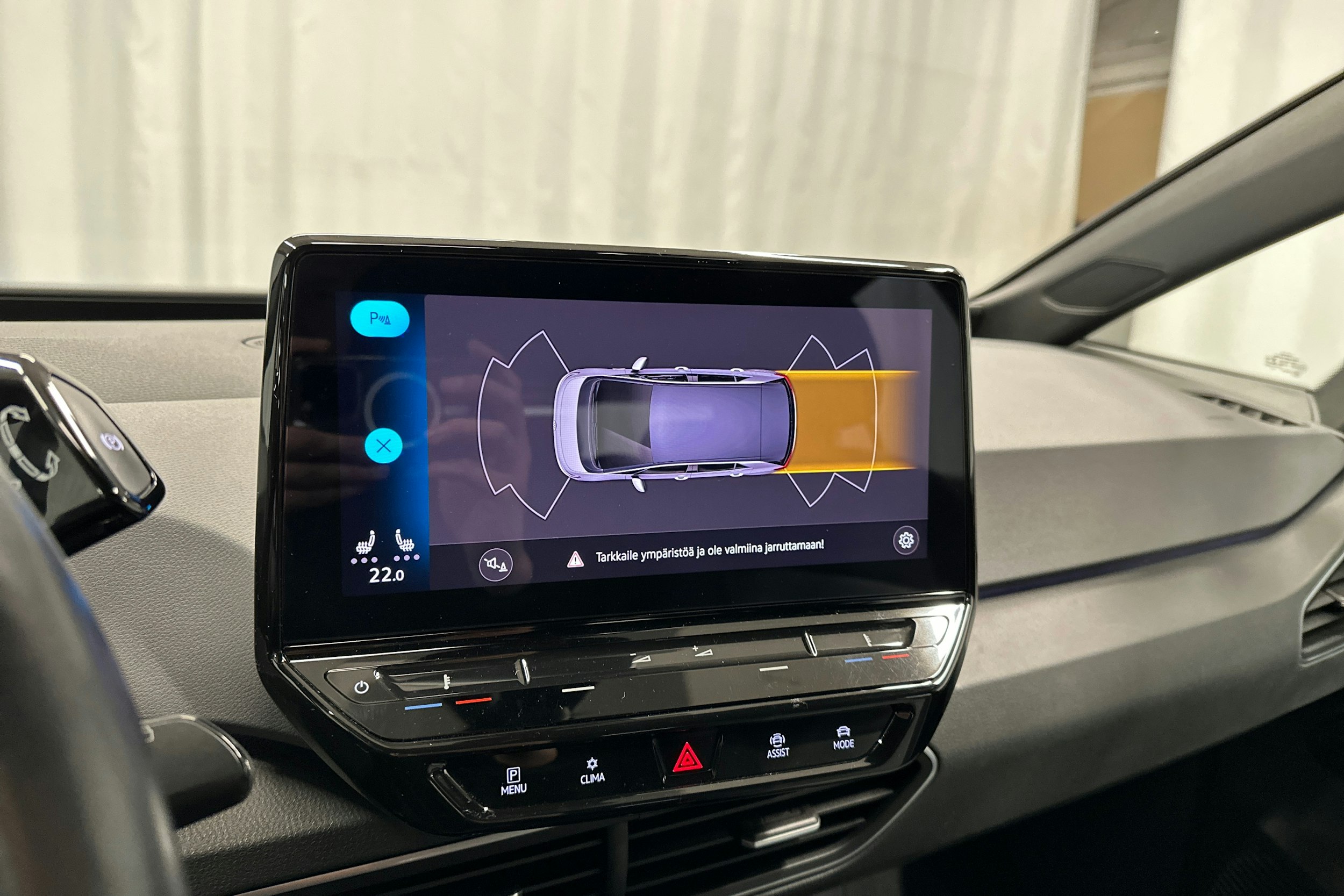 valkoinen Volkswagen ID.3 2022 kuva 19.