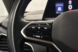 valkoinen Volkswagen ID.3 2022 kuva 16.