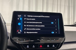 valkoinen Volkswagen ID.3 2022 kuva 18.