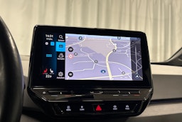 valkoinen Volkswagen ID.3 2022 kuva 21.