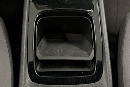 valkoinen Volkswagen ID.3 2022 kuva 29.