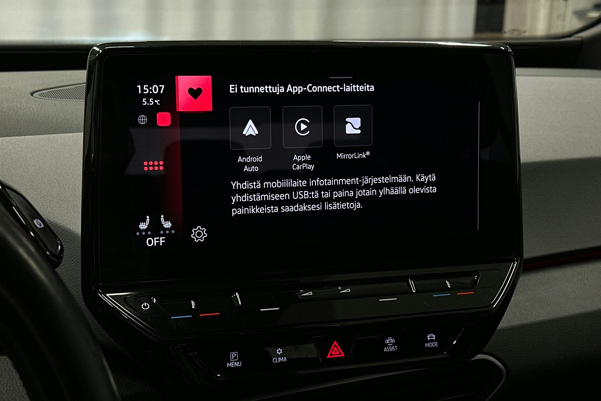 valkoinen Volkswagen ID.3 2022 kuva 23.