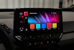 valkoinen Volkswagen ID.3 2022 kuva 24.