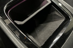 valkoinen Volkswagen ID.3 2022 kuva 28.