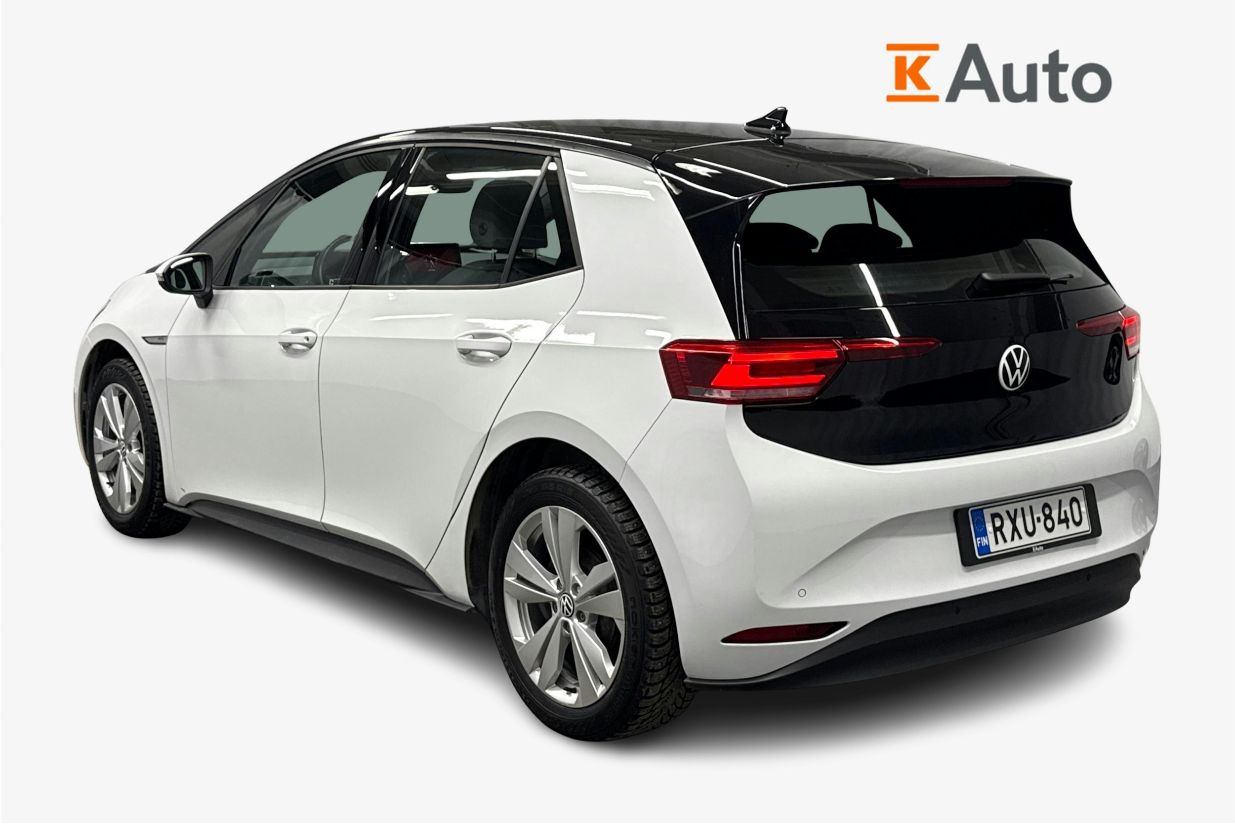 valkoinen Volkswagen ID.3 2022 kuva 2.