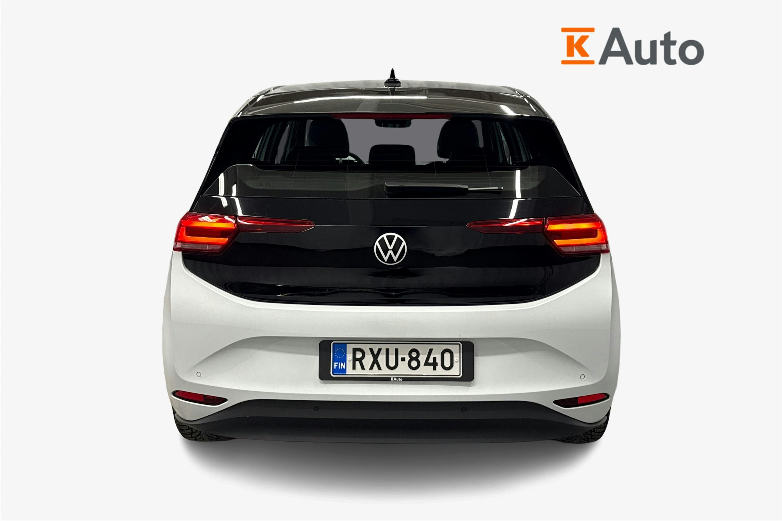 valkoinen Volkswagen ID.3 2022 kuva 3.
