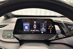 valkoinen Volkswagen ID.3 2022 kuva 16.