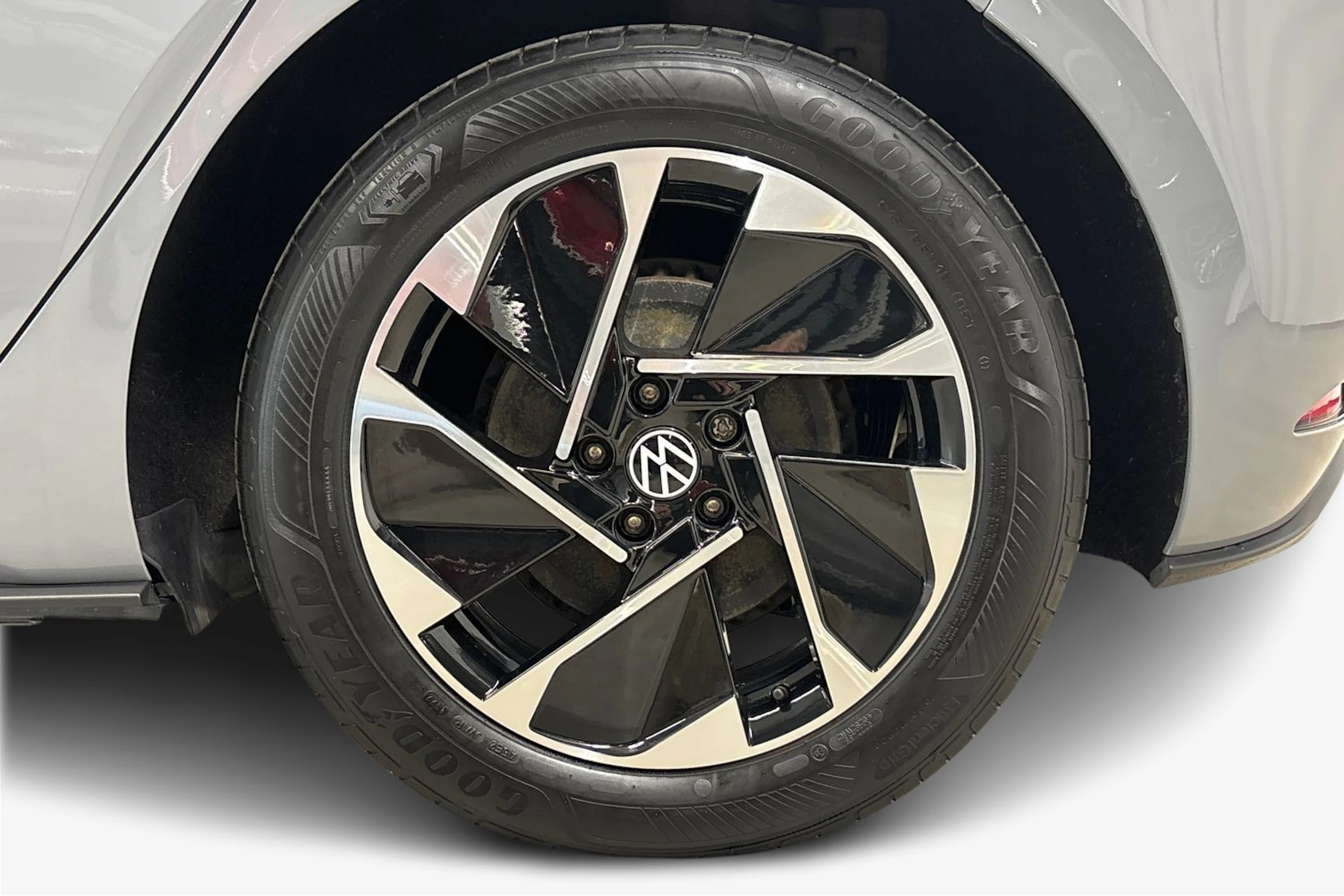 harmaa Volkswagen ID.3 2022 kuva 9.