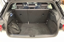 Valkoinen Volkswagen ID.3 2022 kuva 20.