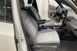 Valkoinen Volkswagen ID.3 2022 kuva 24.