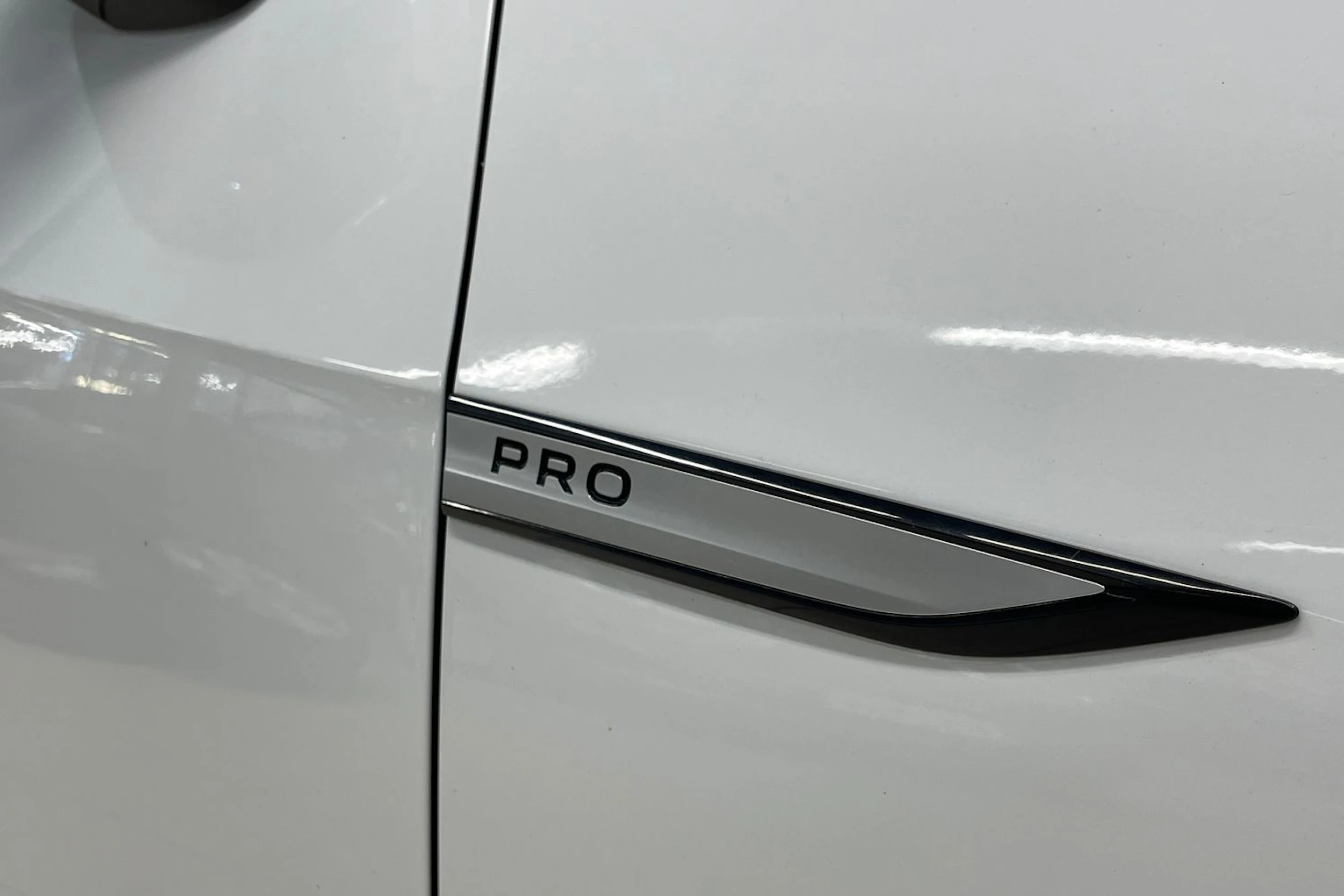 Valkoinen Volkswagen ID.3 2022 kuva 29.