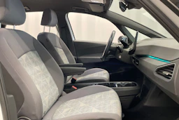 Valkoinen Volkswagen ID.3 2022 kuva 32.