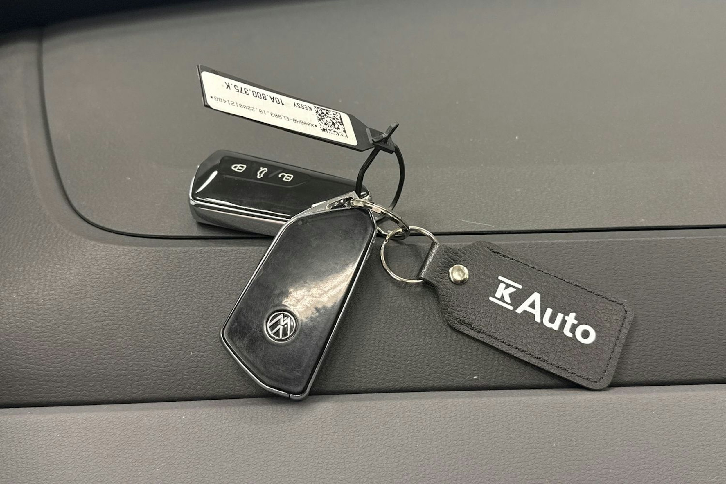 harmaa Volkswagen ID.3 2023 kuva 27.