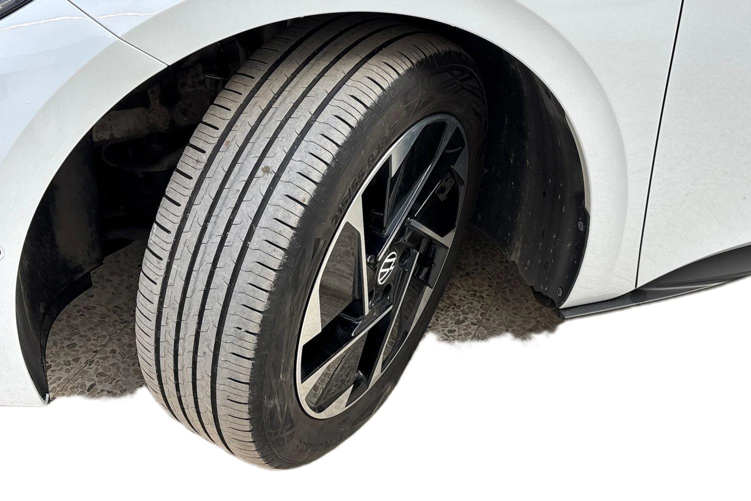 valkoinen Volkswagen ID.3 2023 kuva 9.