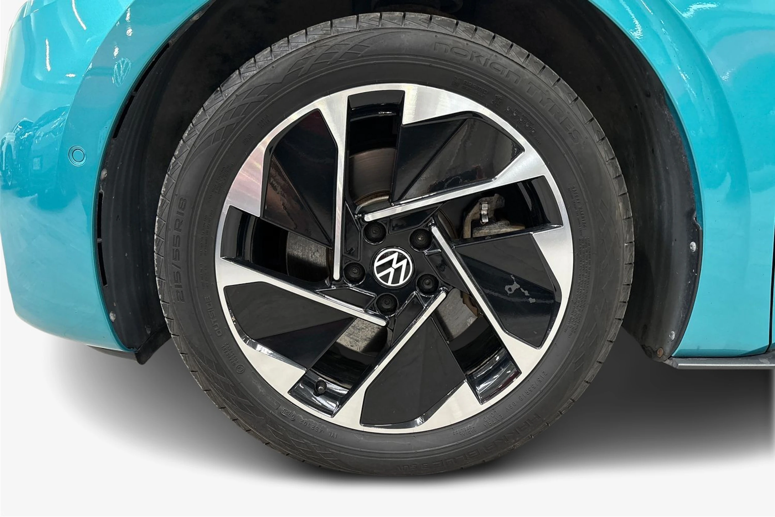 sininen Volkswagen ID.3 2023 kuva 9.