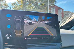 punainen Volkswagen ID.3 2023 kuva 5.
