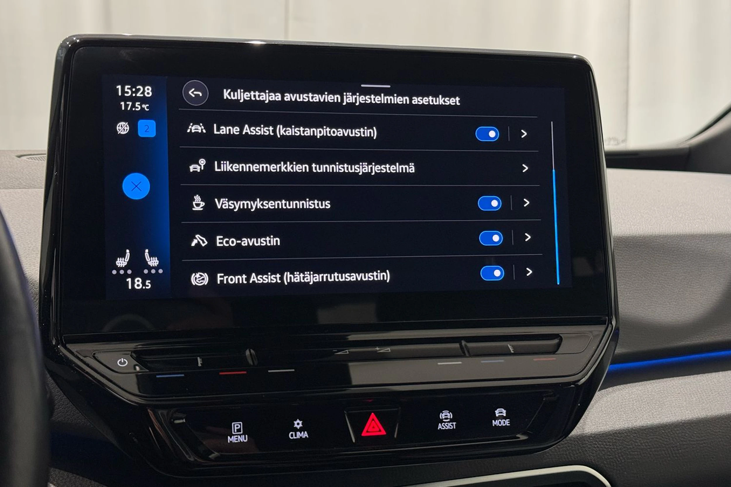 harmaa Volkswagen ID.3 2023 kuva 24.