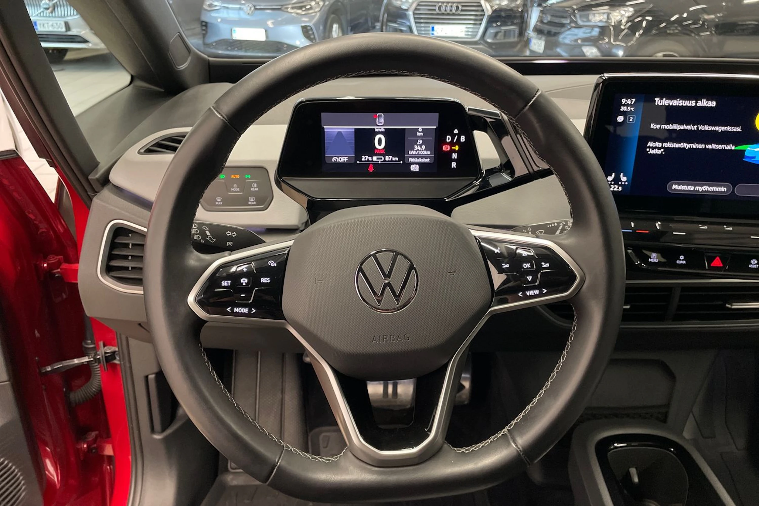 Punainen Volkswagen ID.3 2023 kuva 15.